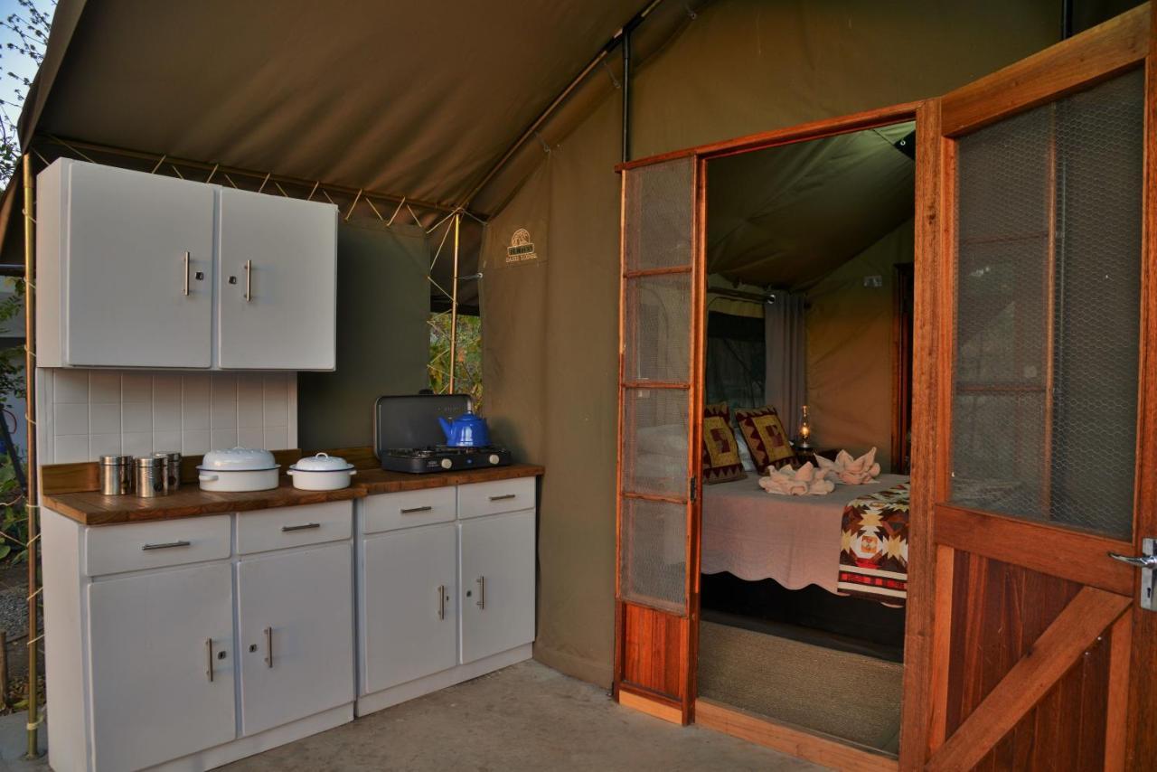 Muchenje Self-Catering Tents Exteriör bild